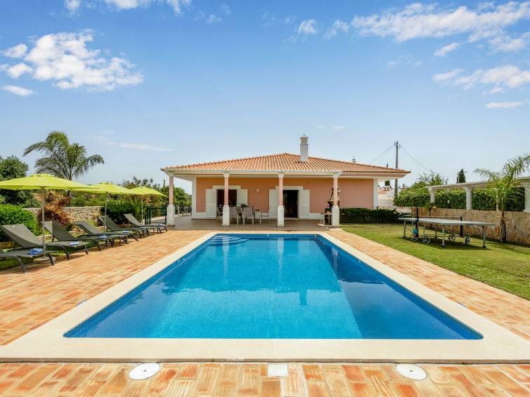 Alpouvar House | 150 m² House ∙ 3 bedrooms ∙ 6 guests