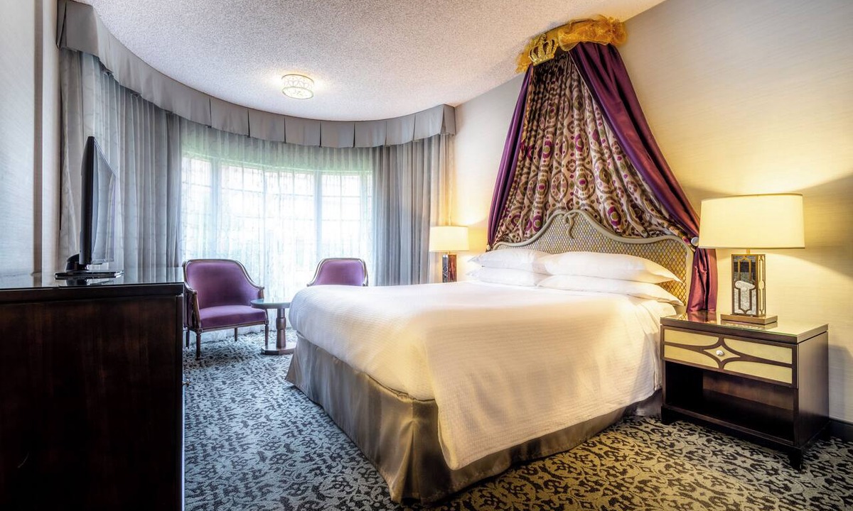 Anaheim Resort Apartment | 1BR Near Disneyland | Garden Views | Anaheim Stay
