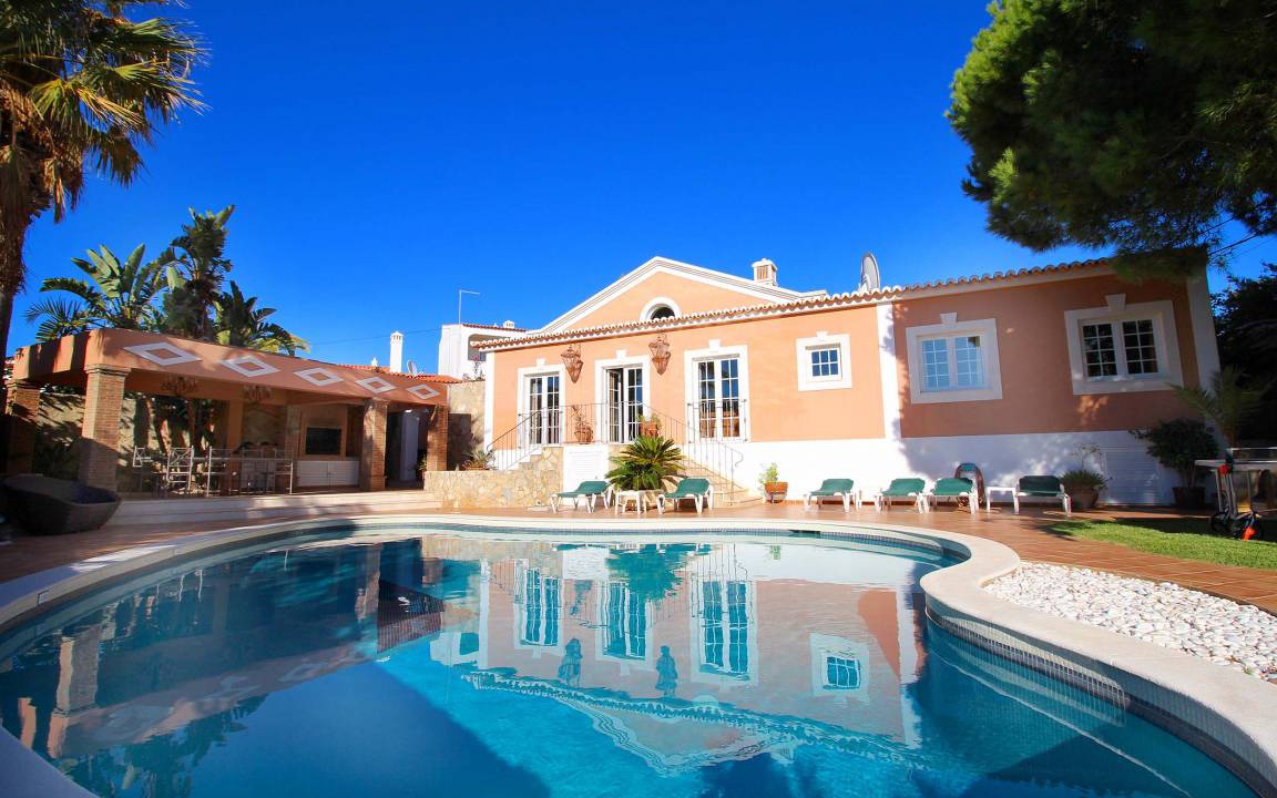 Carvoeiro Villa | 230 m² Villa ∙ 3 bedrooms ∙ 8 guests