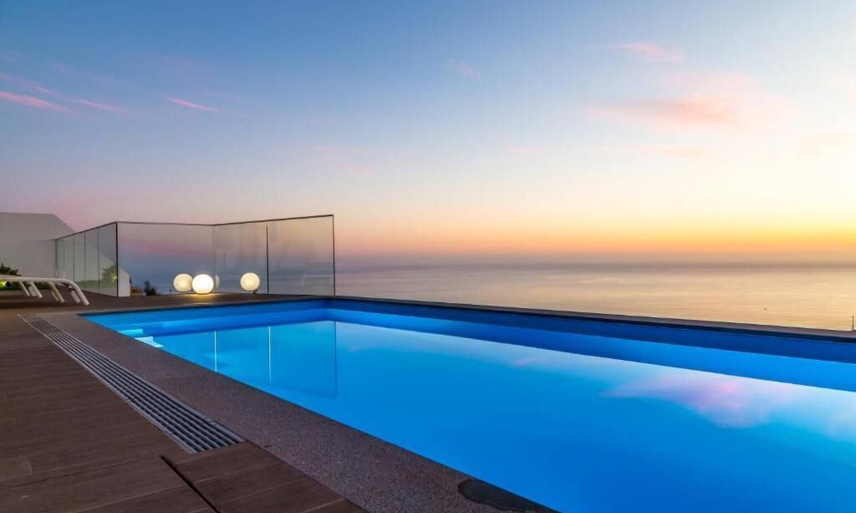 Calheta Villa | A&M House II - Luxury Holidays Home