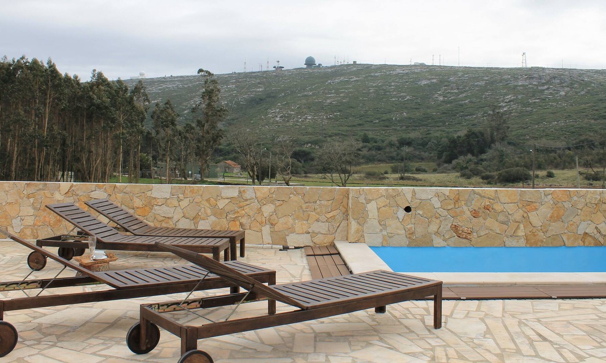 Lamas Villa | A Montejunto Villa - Casa do Mocho w/ shared outdoor pool, Free WiFi