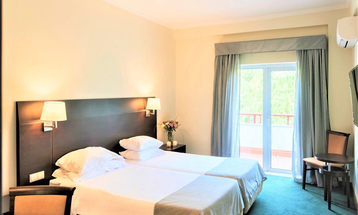 Linda-a-Pastora Hotel | Amazonia Jamor Hotel
