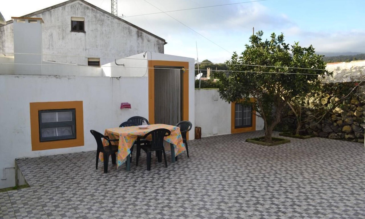 Angra do Heroismo Apartment | An Oasis of Peace in Terceira, Azores