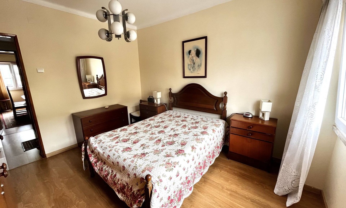 Algueirao - Mem Martins Apartment | Apartamento Antiquado Perto de Sintra