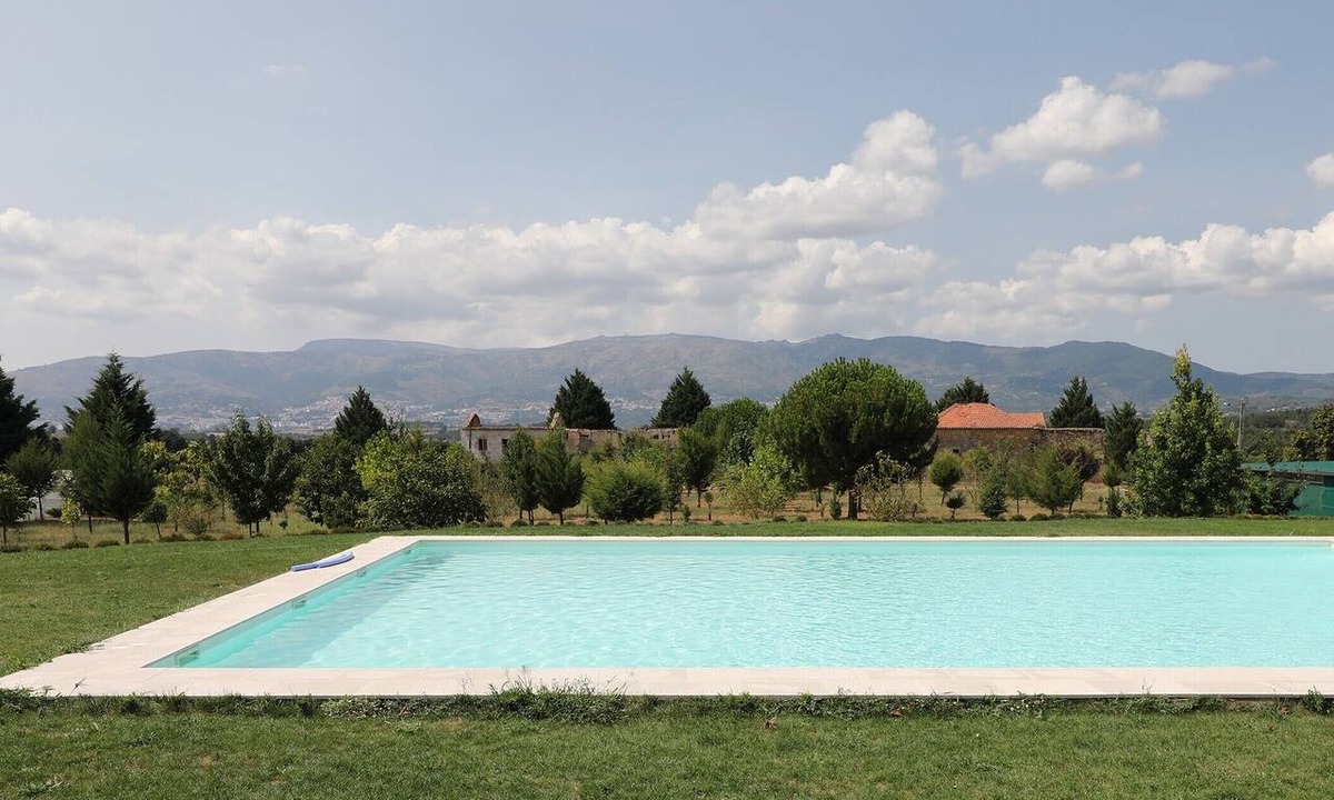 Covilha Apartment | Apartment 'Saqa Organic Farm' with Mountain View, Wi-Fi and Air Conditioning