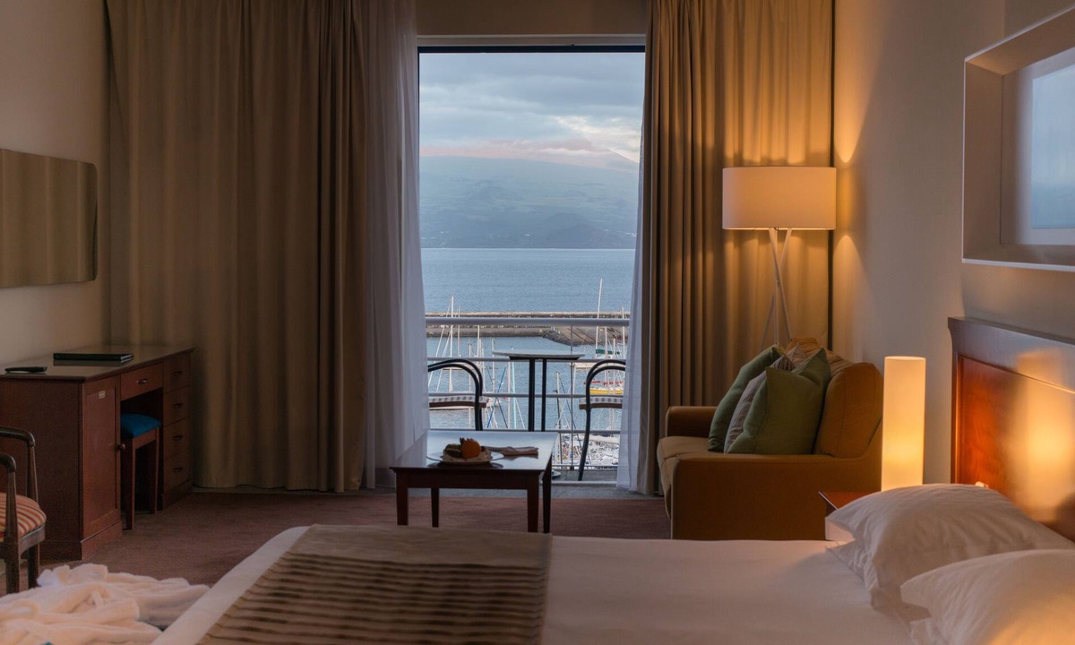 Horta Hotel | Azoris Faial Garden