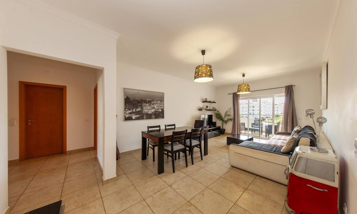 Funchal Apartment | C02 - Luxury 3 Bed With Pool View