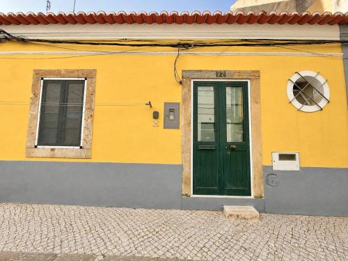 Setubal House | Casa da Anunciada | Old Town