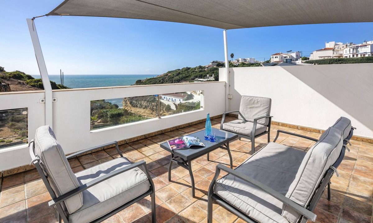 Lagoa e Carvoeiro Villa | Casa da Falesia - Oceanfront property with 2 bedroom and private pool