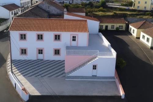 Calheta House | Casa da Vila- With room for the whole family