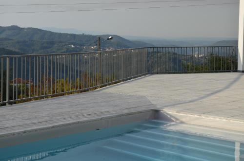 Vila Nova de Poiares House | Casa de Campo de SOUTELO