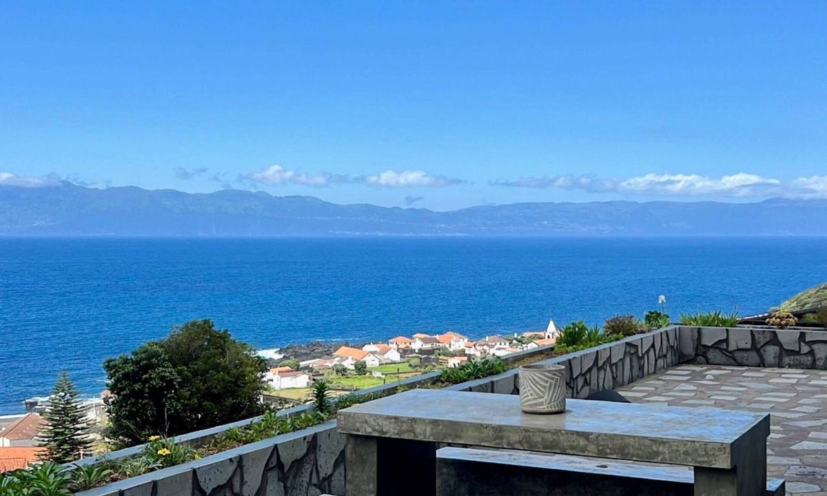 Santo Amaro Villa | Casa Rosa Chá Pico