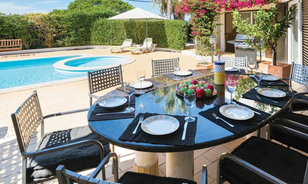Estombar Villa | Casa Santalena | Private 3 Bed Villa | Private pool | Carvoeiro