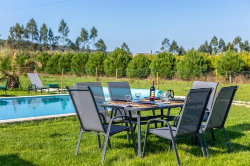 Famalicao House | Casa Sol - Private Pool with a Large Garden