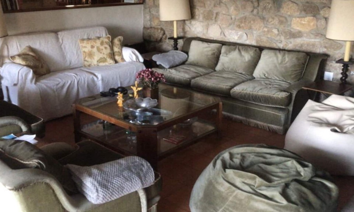 Barcelos Cottage | Cottage Sleeps 12 with Pool and Parking