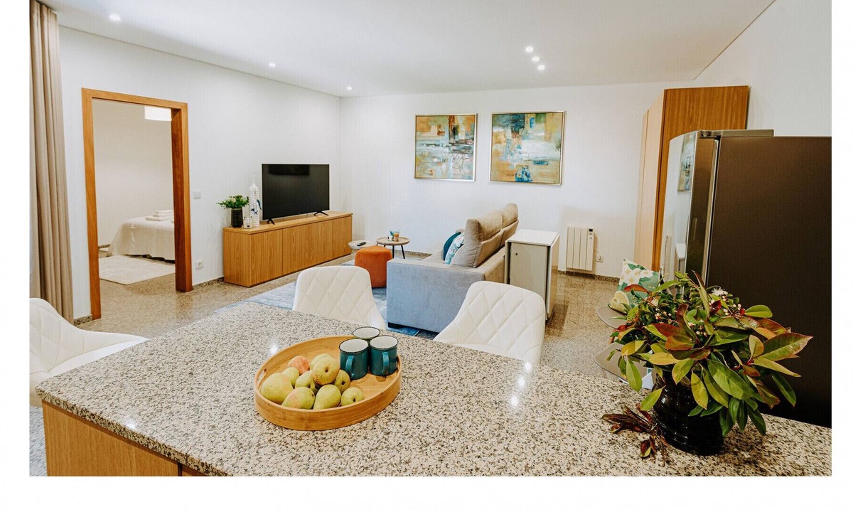 Darque Villa | Cozy Apartment with Private Pool - Praia do Cabedelo