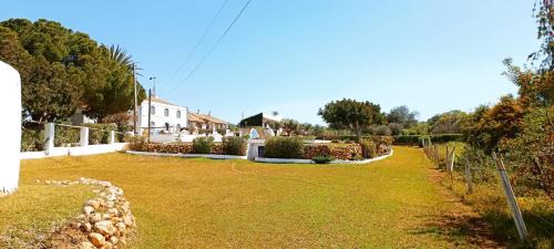 Albufeira Villa | Cozy Traditional Small Cottage with Balcony - Casa 9