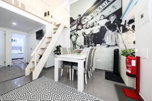 Nazare Apartment | Dina Beach house