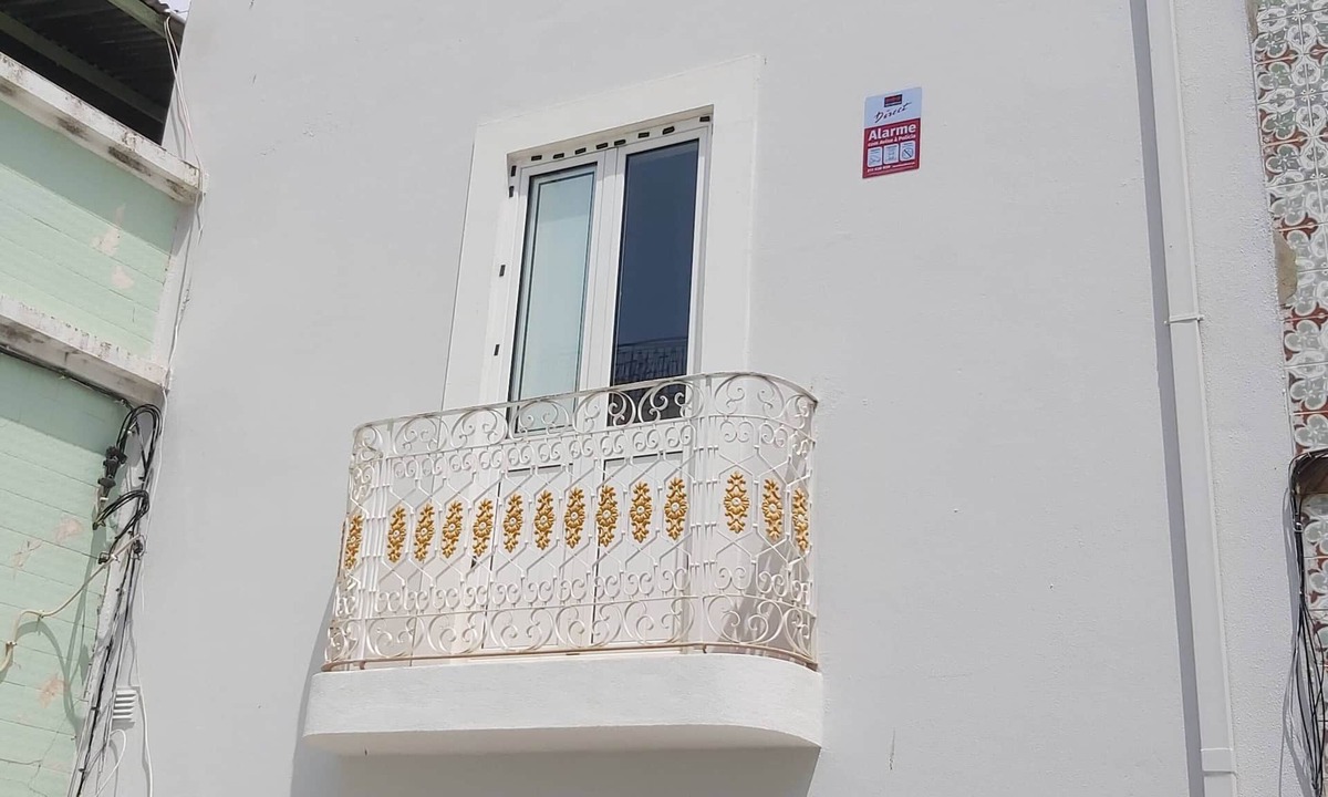 Olhao Villa | Downtown dreams townhouse, 2 terraces, barbecue, AC, Wifi, perfect location