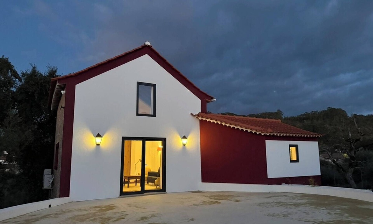 Ourem Cottage | Eira House