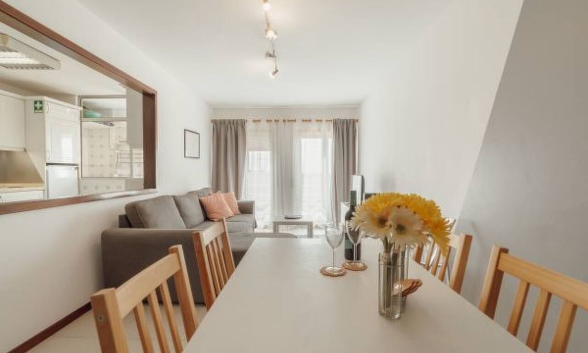 Espinho Apartment | ESPINHO MODERN 3 BEDROOM APARTMENT by VACATIONY by Interhome