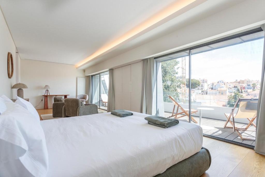 Merces Apartment | Florez Townhouse