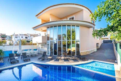 Correeira Villa | Full private villa - 300sqm Hammam Jacuzzi Heated Pool Billiard BBQ - Ideal & quiet location