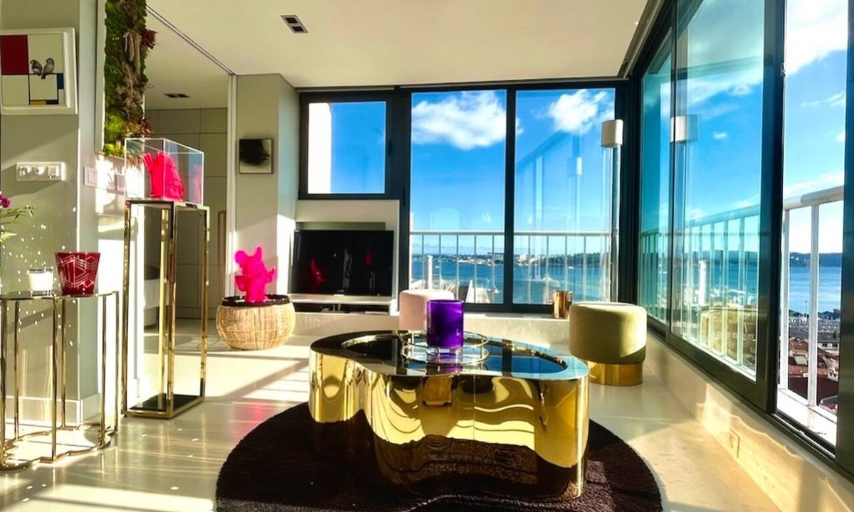 Chiado Apartment | Full Sky in Chiado by LovelyStay