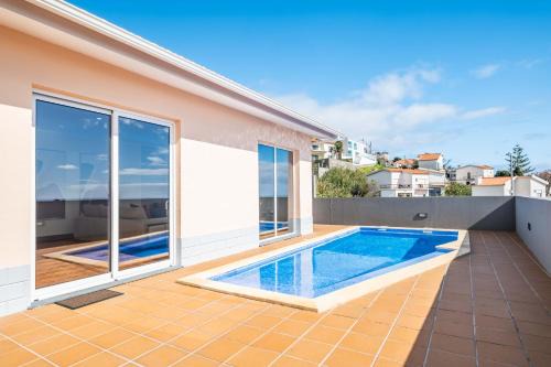 Sao Goncalo Villa | Funchal Bay View Villa by Homie