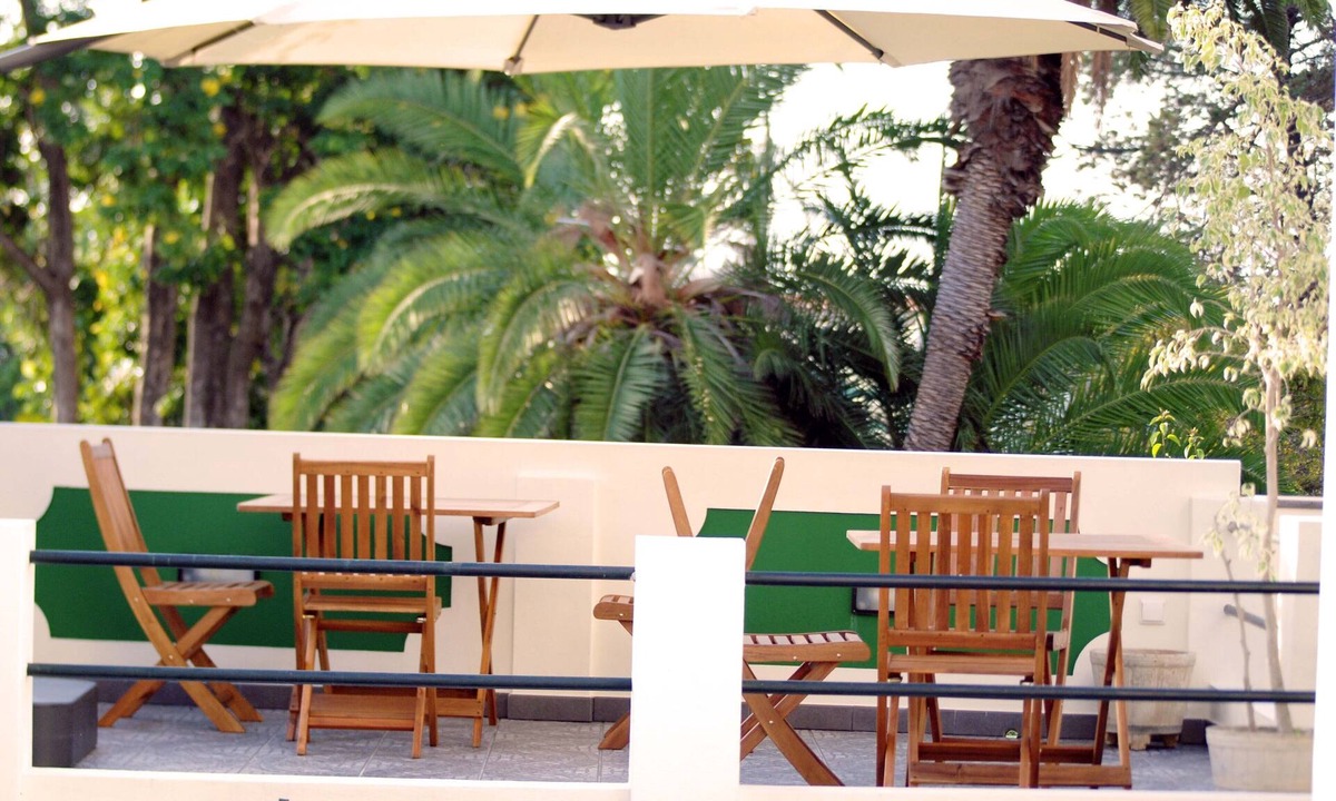 Sao Martinho Villa | Funchal VILLA 3b1km sea/city WiFi, garden, garage, etc SEE CONDITIONS 2026 AL402