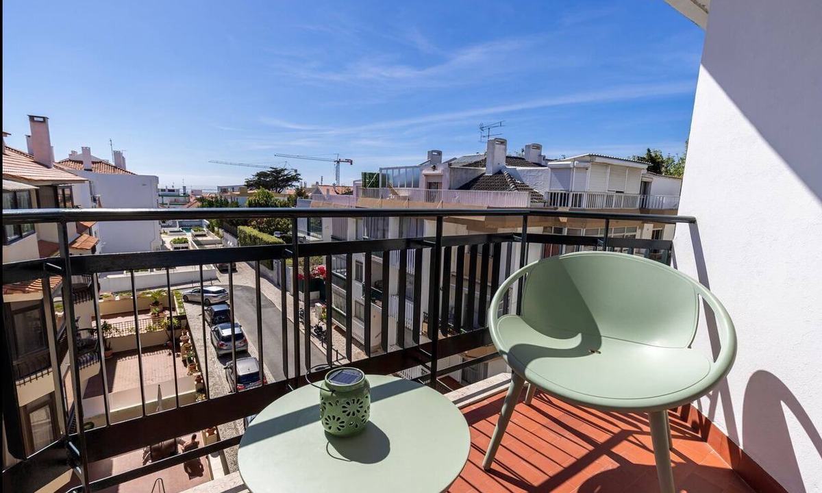 Parede Apartment | Green Oasis in Parede by LovelyStay