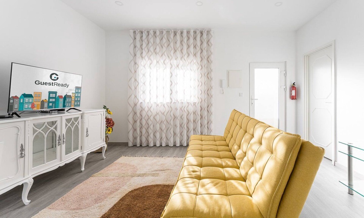Canidelo House | GuestReady - Madalena retreat village home 1
