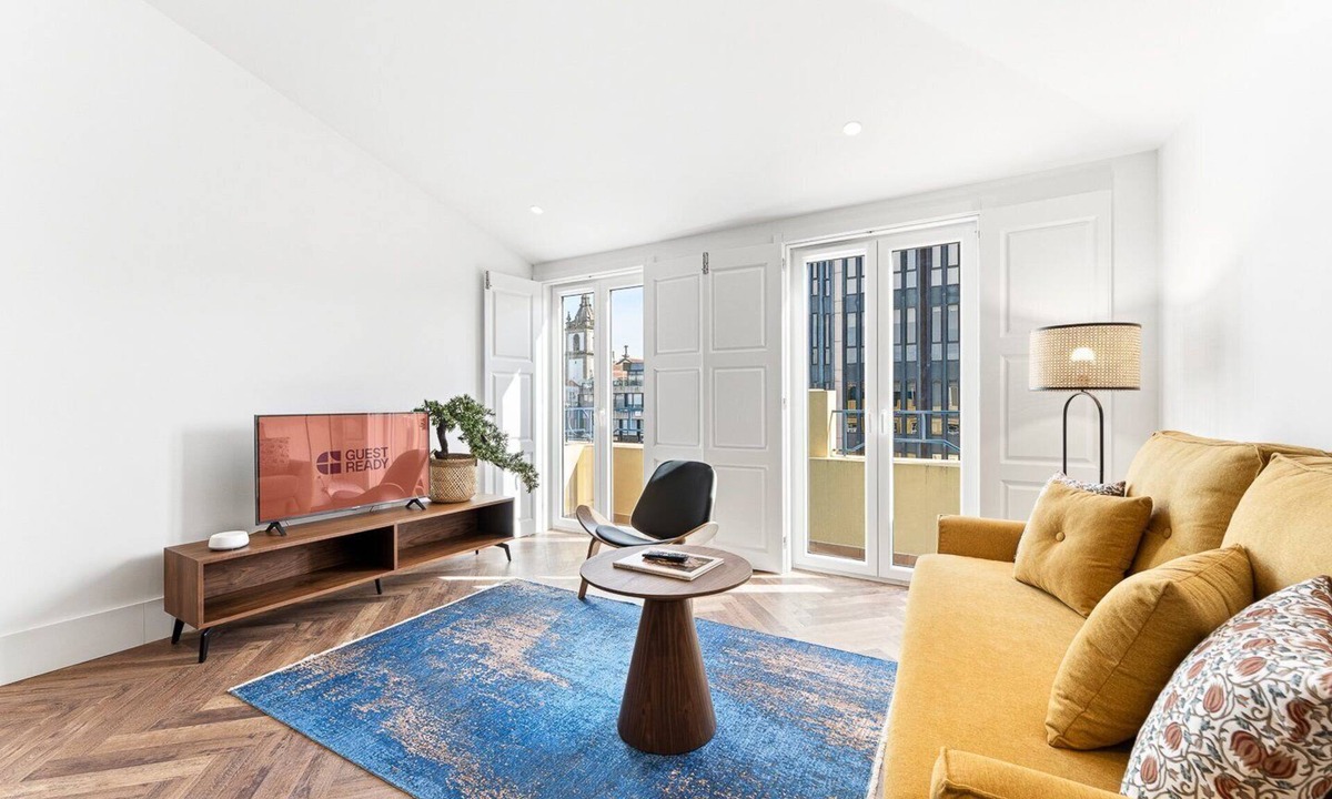 Braga Apartment | GuestReady - Santa Barbara Garden House 31