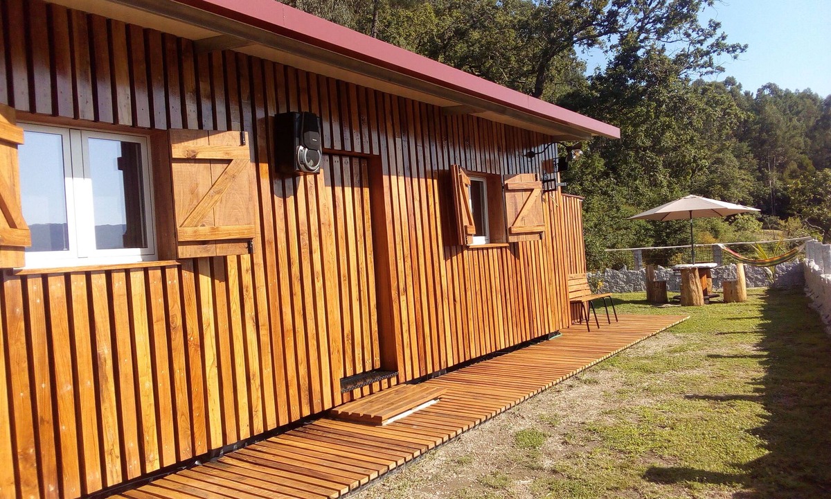 Bico House | Hilltop house