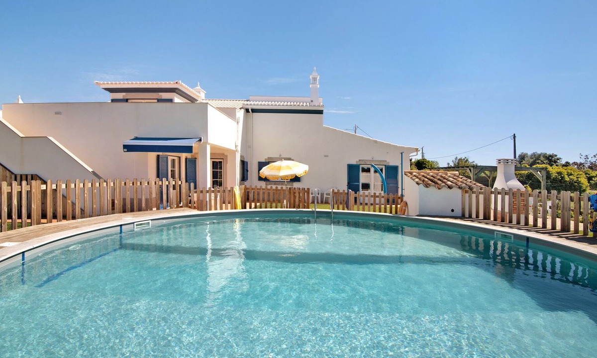 Vila Nova De Cacela House | Holiday Home 'Quinta Da Bornacha - B' with Sea View, Wi-Fi and Air Conditioning