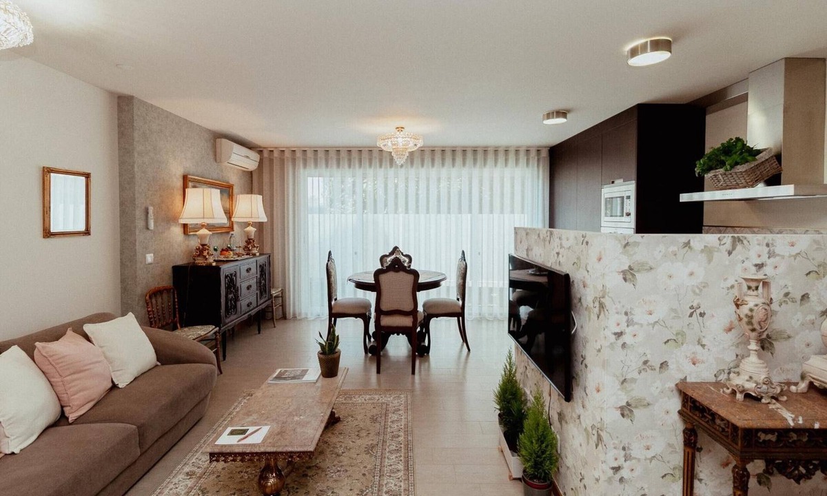Ponte de Lima House | Holiday Home 'Fonte Do Pinheiro Boutique' with Mountain View, Wi-Fi and Air Conditioning
