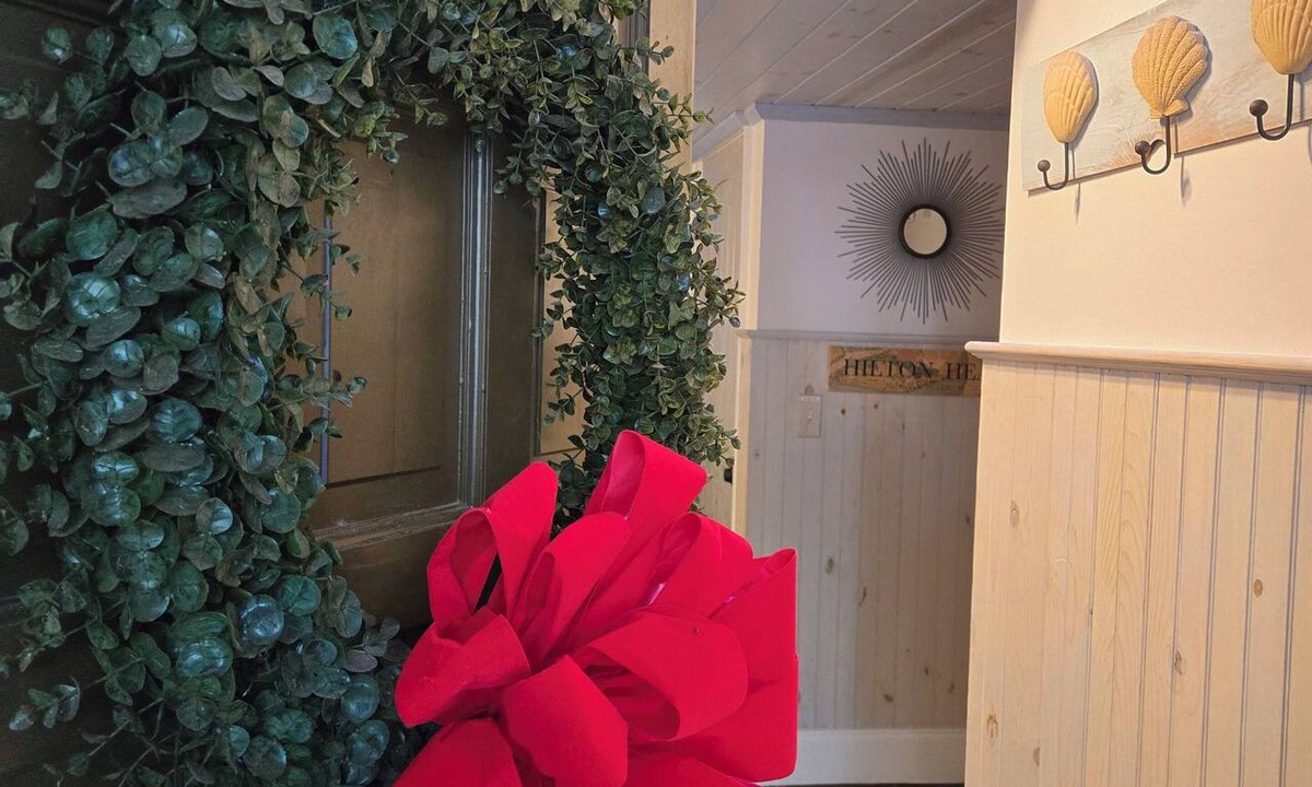 Sea Pines Villa | HOLIDAYS on #1 HARBOUR TOWN GOLF-NO STAIRS TO ENTER-BEACH GEAR-GASGRILL-2K-Q-XLT