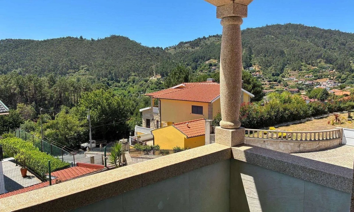 Amarante Apartment | Homerez - Apartment in Freixo