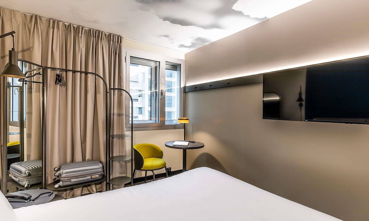 Linda-a-Velha Hotel | ibis Lisboa Alfragide
