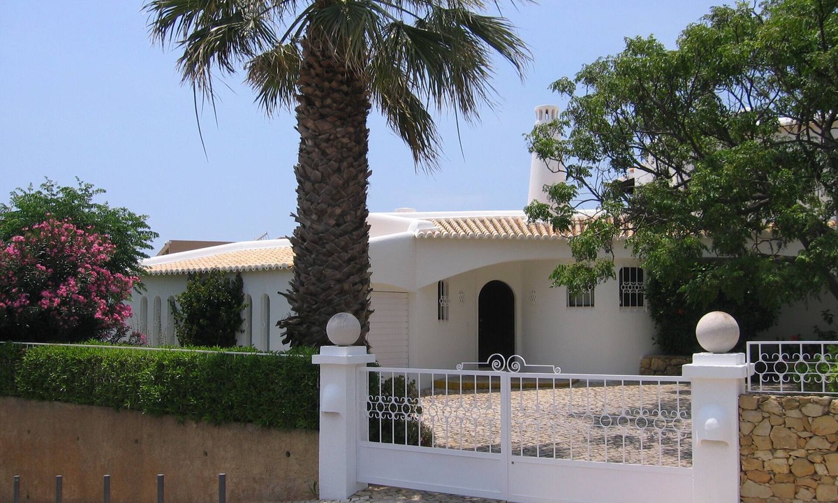 Albufeira Villa | JULY PROMOTION Beautiful villa, private pool, sea view, 5min beach, AC, fastWifi