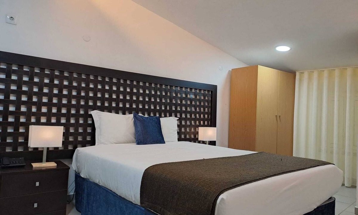 Serta House | Largo da Fonte