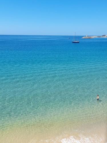 Castelo Villa | Lovely Beach House with Stunning View