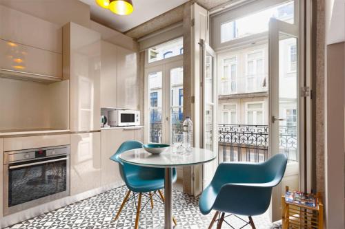 Centro / Baixa Apartment | Luxury Apartment In Cardosas
