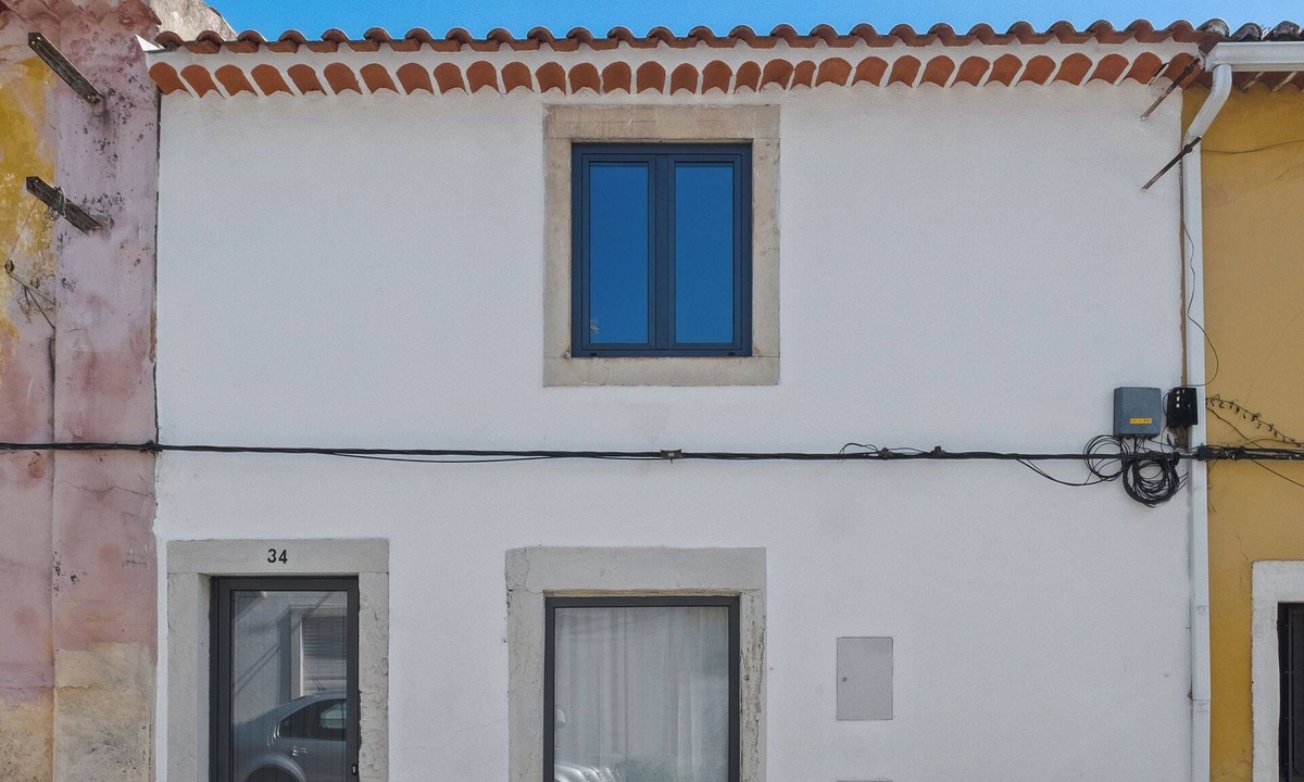 Tomar House | Luxury house in historic center Tomar with large and sunny private courtyard