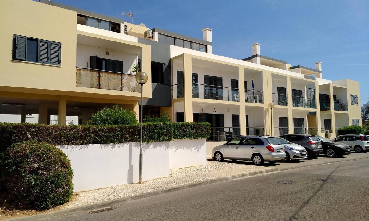 Alvor Apartment | Luxury,Spacious,2 bedroom/2 bathroom apartment in Alvor, Free WiFi, (57295/AL)