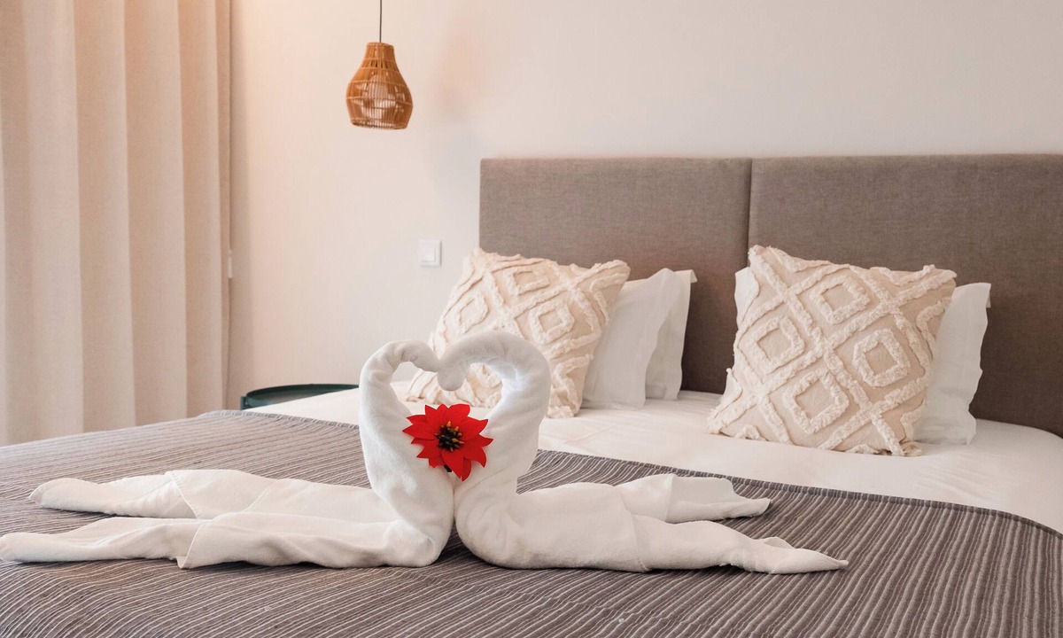 Olhao Apartment | Magnificent 2-bedr. apartment in downtown Olhão, fully equipped with private parking.