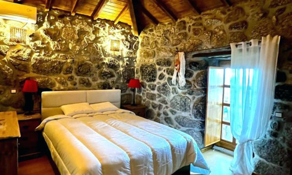 Celorico de Basto Other | Magnificent farmhouse with swimming pool and mountain views!