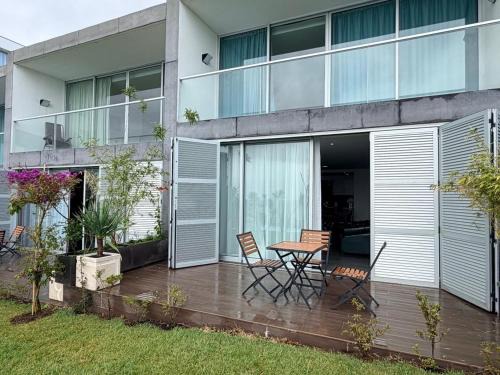 Vila Franca do Campo House | Marina Mar II Moradia T3 Frente Mar Elegante Fr G