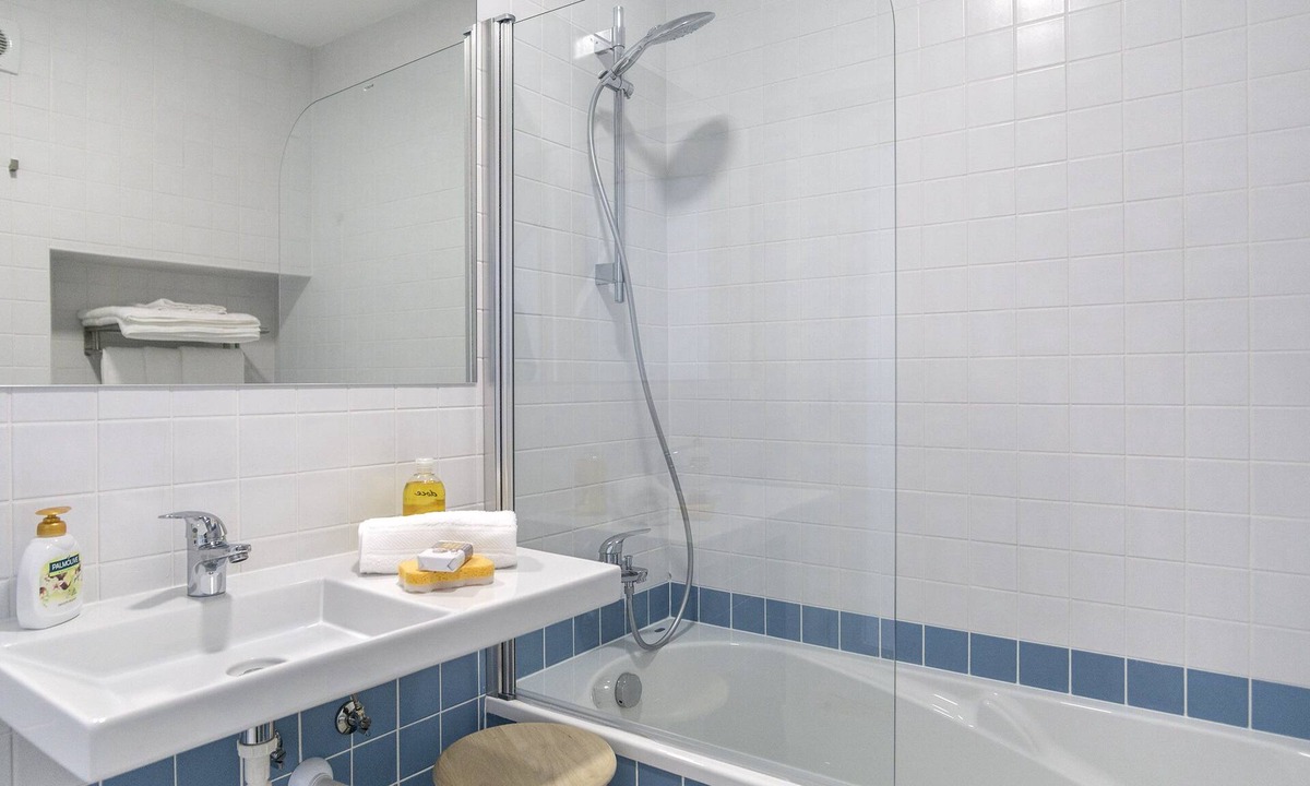 Ponta Delgada Apartment | Market Place B 1BR (historical city center)