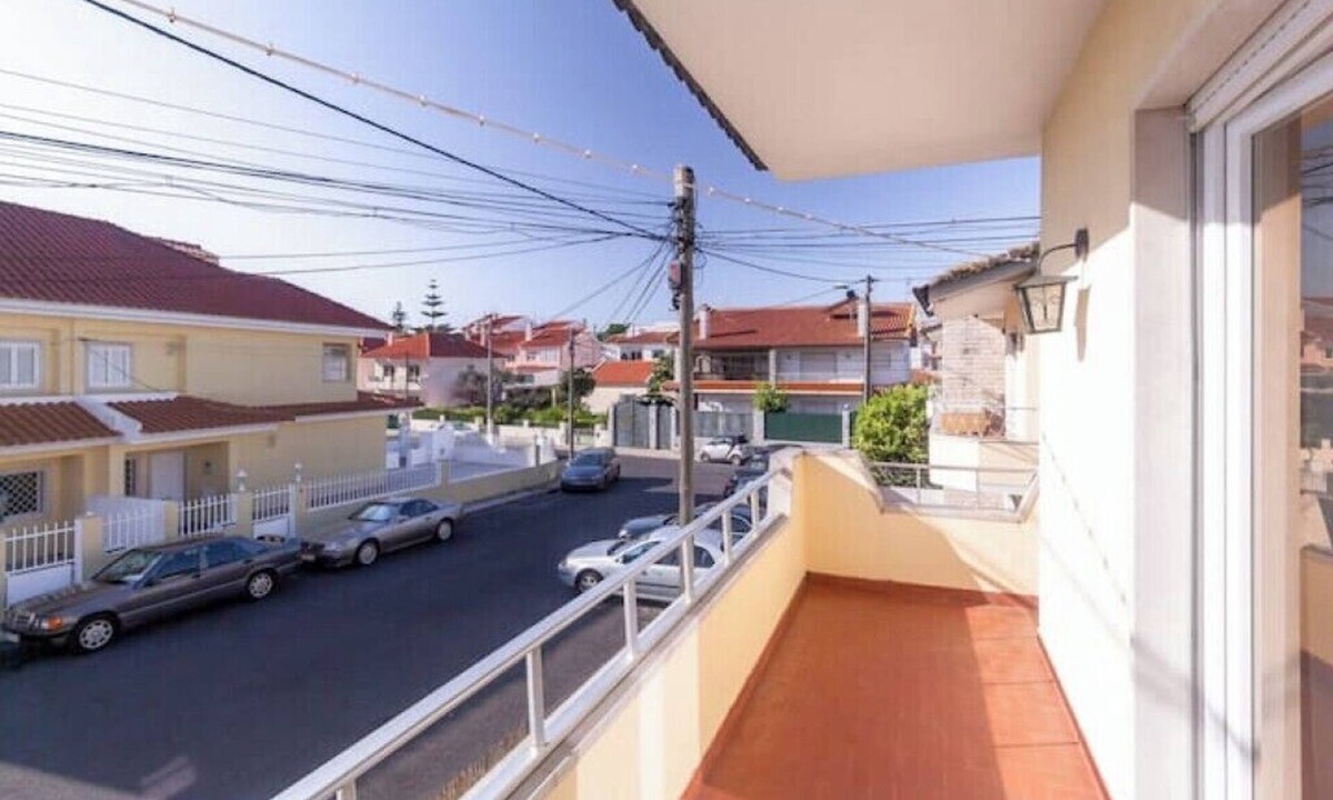 Parede Villa | Myhomereservation: chic vintage villa with terrace and barbecue